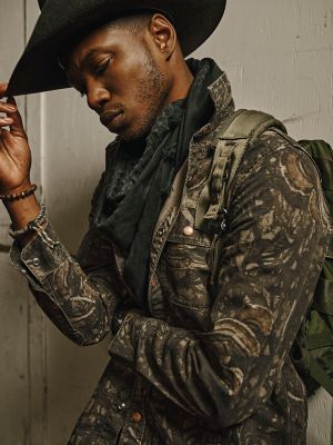 Wrangler x The Last of Us Cordyceps Shirt in Camo alternative view