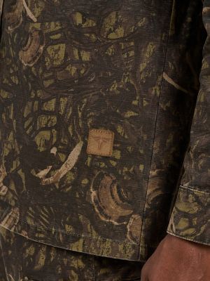 Wrangler x The Last of Us Cordyceps Shirt in Camo alternative view 7