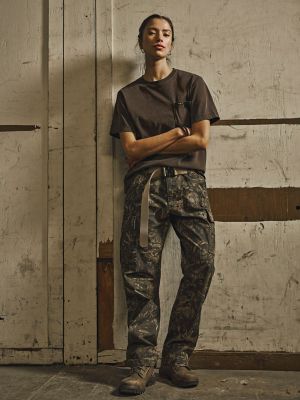 Wrangler x The Last of Us Cordyceps Pant in Camo alternative view