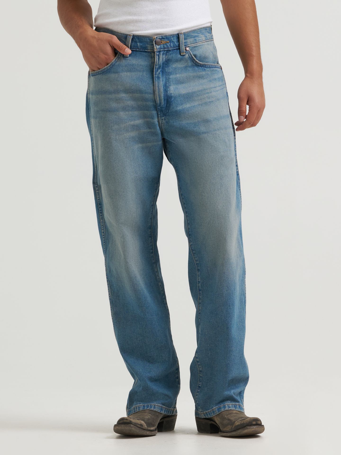 Мужские джинсы Wrangler Loose Straight, цвет: Authentic Medium — фото 3