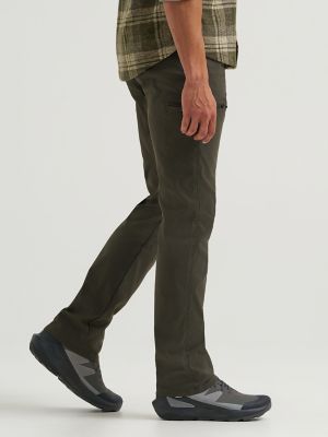 Men's Wrangler® Flex Waist Outdoor Cargo Pant in Asphalt