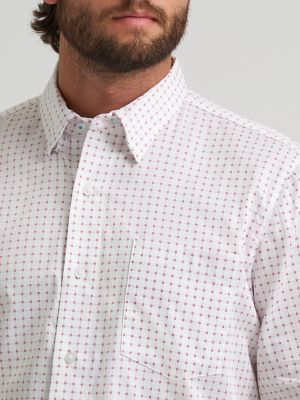 Men's Cody Johnson One Pocket Button Down Shirt in Ruby Dots alternative view 3