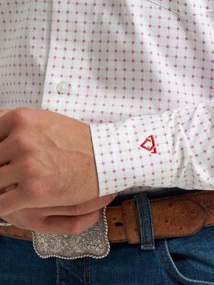 Men's Cody Johnson One Pocket Button Down Shirt in Ruby Dots alternative view 4