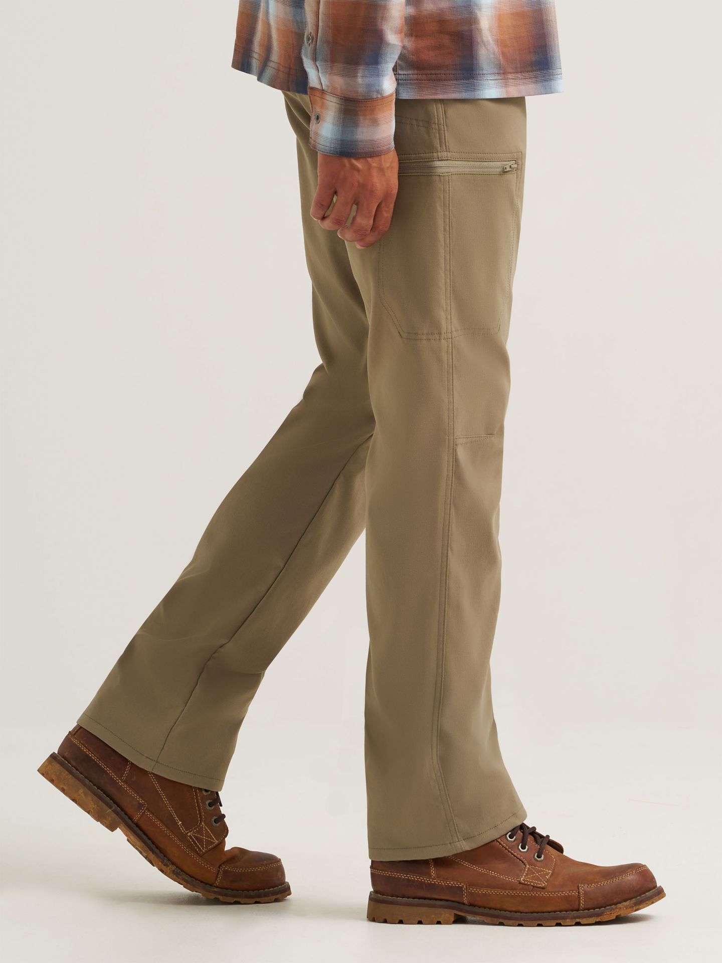 Мужские брюки Wrangler All Terrain Cargo Fleece Lined, цвет: Fallen Rock — фото 4