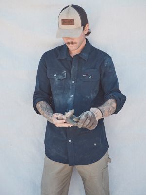 Wrangler® RIGGS Workwear® Ground Cloth Work Shirt in Navy