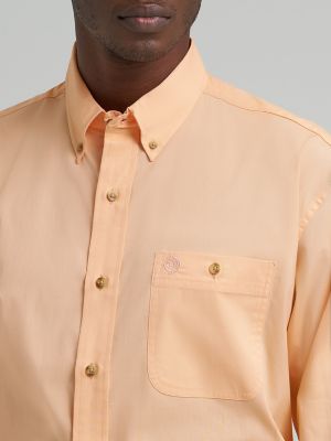 Wrangler&reg; George Strait&trade; Solid One Pocket Button Down Shirt in Peachy alternative view 3