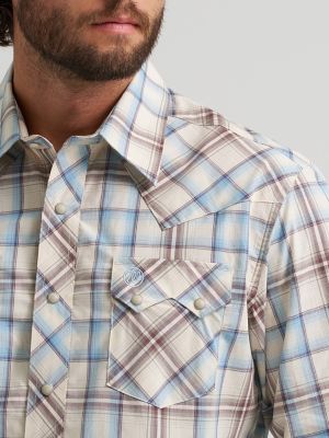 Men's Wrangler Retro&reg; Long Sleeve Sawtooth Snap Pocket Western Shirt