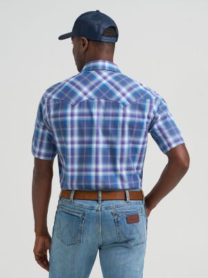 Men's Wrangler Retro&reg; Short Sleeve Sawtooth Pocket Western Snap Shirt in Navy Orchid
