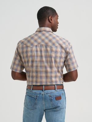 Men's Wrangler Retro&reg; Short Sleeve Sawtooth Pocket Western Snap Shirt
