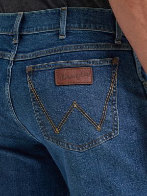 Men's Wrangler Retro&reg; Slim Fit Straight Leg Jean in Alby