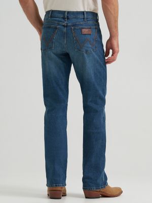 Men's Wrangler Retro&reg; Relaxed Fit Bootcut Jean in Adkins alternative view
