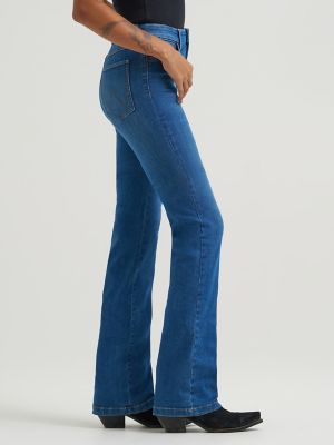 Women's Wrangler BESPOKE High Rise Bootcut Jean in Pearl alternative view 7
