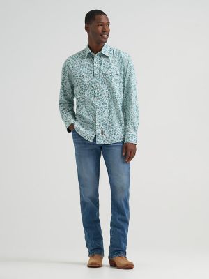 Men's Wrangler&reg; Retro&reg; Premium Long Sleeve Western Snap Printed Shirt in Leafy Emerald alternative view