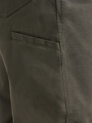 Wrangler&reg; RIGGS Workwear&reg; Performance Technician Pant in Loden alternative view 9