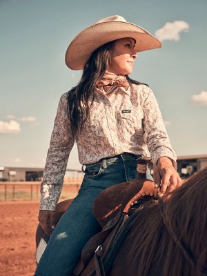Women's Wrangler Aria Performance Shirt