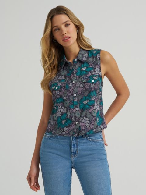 Женские рубашки Wrangler Women's Wrangler Breezy Sleeveless Crop Western Snap Shirt