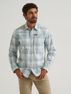 Wrangler All Terrain Gear Men's Plaid Hike to Fish Shirt in Abyss Check