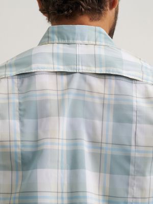 Wrangler All Terrain Gear Men's Plaid Hike to Fish Shirt in Abyss Check