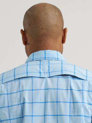 Wrangler All Terrain Gear Men's Check Hike to Fish Shirt in Fish Blue