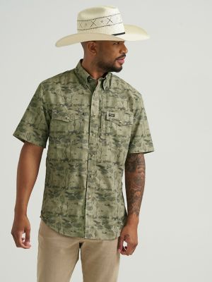Wrangler All Terrain Gear Men's Print Performance Shirt in Olivine alternative view