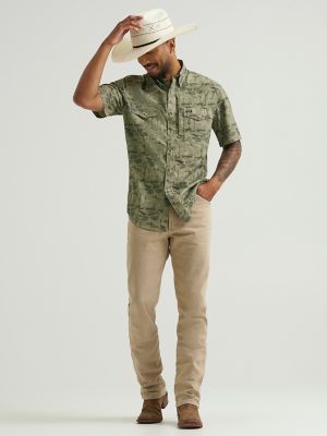Wrangler All Terrain Gear Men's Print Performance Shirt in Olivine alternative view 2