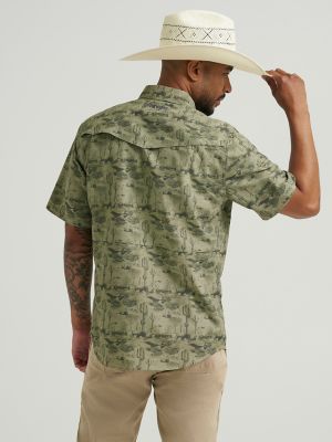 Wrangler All Terrain Gear Men's Print Performance Shirt in Olivine alternative view 3