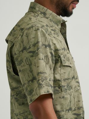 Wrangler All Terrain Gear Men's Print Performance Shirt in Olivine alternative view 5