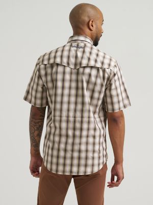 Wrangler All Terrain Gear Men's Plaid Performance Shirt in Travertine Plaid