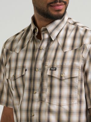 Wrangler All Terrain Gear Men's Plaid Performance Shirt in Travertine Plaid