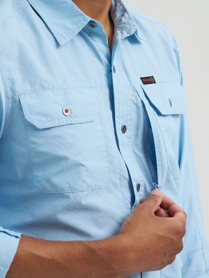 Wrangler ATG&trade; Men's Mixed Material Shirt in Cerulean