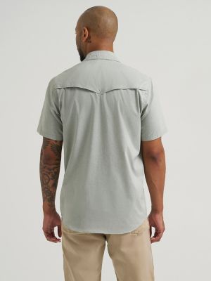 Wrangler All Terrain Gear Drover Short Sleeve Utility Shirt in Iceberg Green alternative view 3