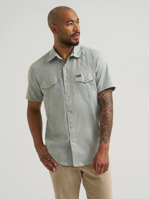 Wrangler All Terrain Gear Drover Short Sleeve Utility Shirt in Iceberg Green main view