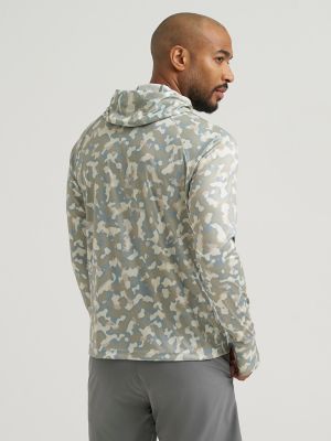 Wrangler All Terrain Gear Men's Hooded Sun Tee in Camo