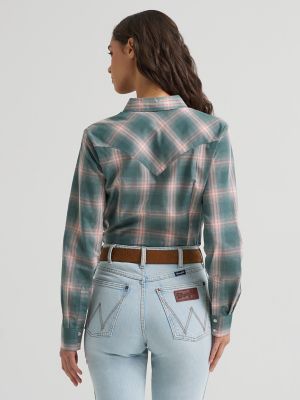 Women's Wrangler Essential Western Snap Shirt