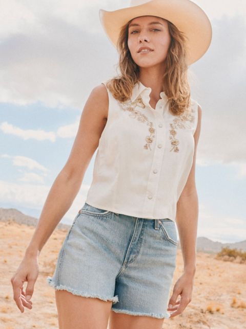 Женские рубашки Wrangler Women's Wrangler Embroidered Sleeveless Snap Shirt
