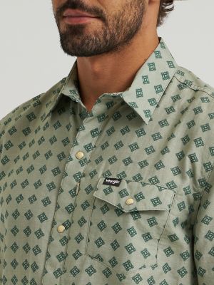 Wrangler All Terrain Gear Men's Clean Snap Shirt in Foulard Tea alternative view 4