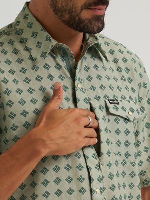 Wrangler All Terrain Gear Men's Clean Snap Shirt in Foulard Tea alternative view 5