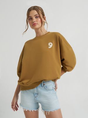 Lainey Wilson x Wrangler Hearts Dreams Sweatshirt