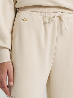 Lainey Wilson x Wrangler Cowboy Sweatpants