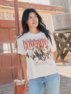 Stampeding Stallions Girlfriend Graphic Tee in Egret