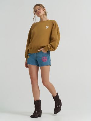 Lainey Wilson x Wrangler Embroidered Cowboy Short