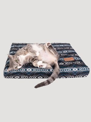Reversible Southwest Crate Mat in Blue Multi