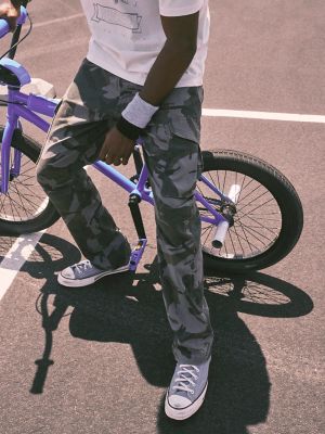 Wrangler x Stranger Things Mike/Lucas Vest in Battlefield Camo