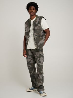 Wrangler x Stranger Things Mike/Lucas Vest in Battlefield Camo alternative view 3