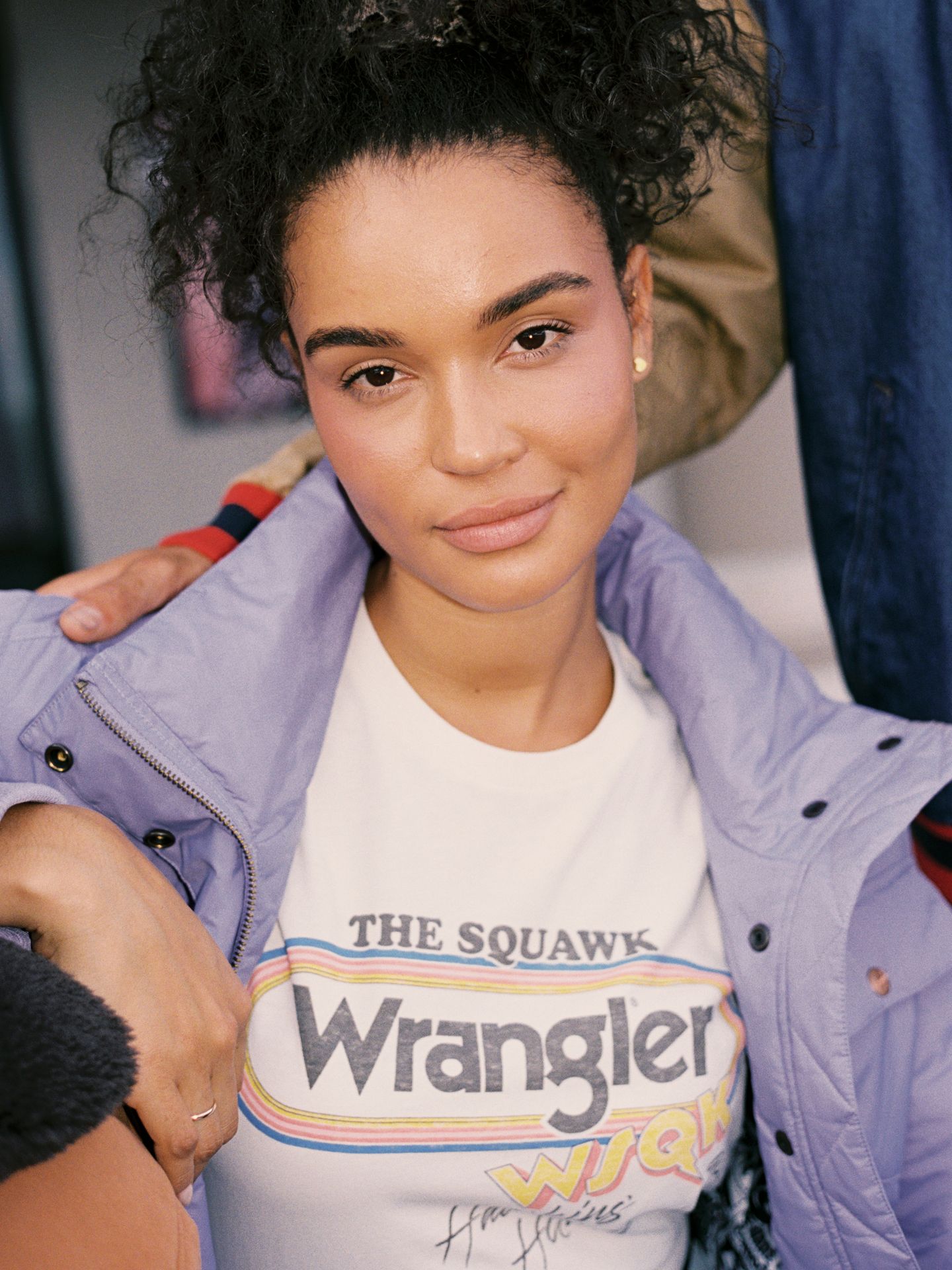 Женская футболка Wrangler x Stranger Things Logo, цвет: Белый — фото 1