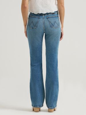 Women's Wrangler&reg; High Rise Bold Boot Jean in Ivy alternative view 3