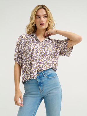 Women's Camp Shirt in Purple Poppy alternative view 4