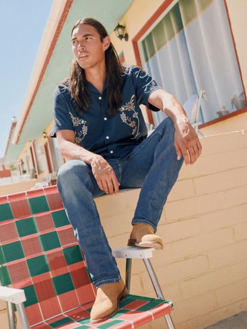 Мужские рубашки Wrangler Men's Embroidered Resort Shirt