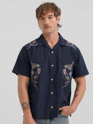 Мужские рубашки Wrangler Men's Embroidered Resort Shirt — фото 3