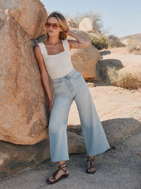 Женские джинсы Wrangler Women's Cropped Wide Leg Jean